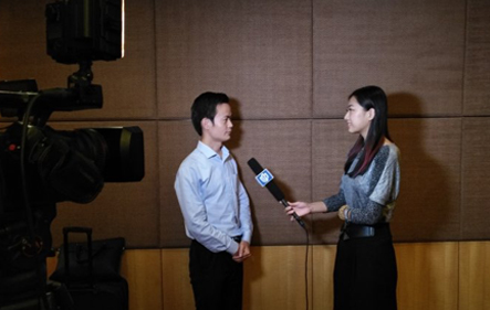华点影视接受上海电视台新闻综合频道采访